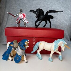 Papo Fantasy Medieval Figure Lot Knight War Horse Black Pegasus Unicorn 4pc Set